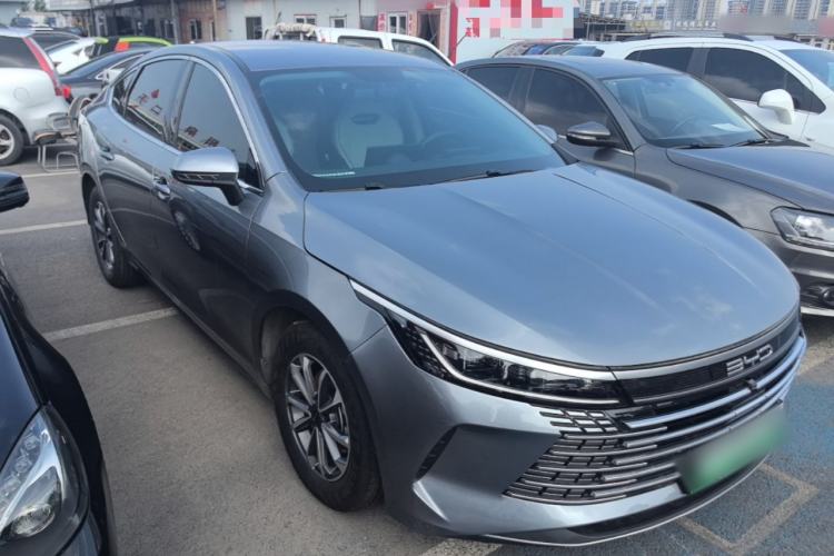 Used BYD Destroyer 05 2023 Champion Edition DM-i 55KM Luxury Model Front Right 45 Deg