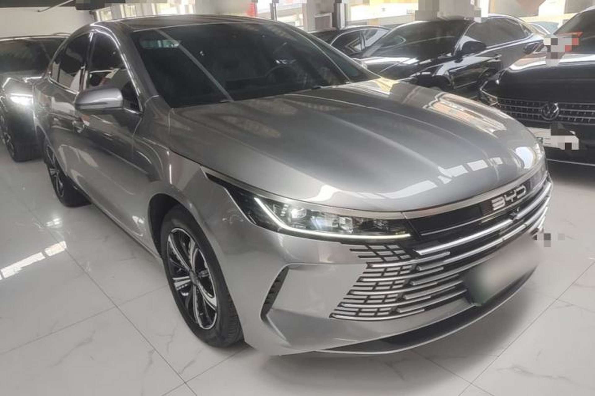 Used BYD Destroyer 05 2023 Champion Edition DM-i 120KM Luxury Model Front Right 45 Deg