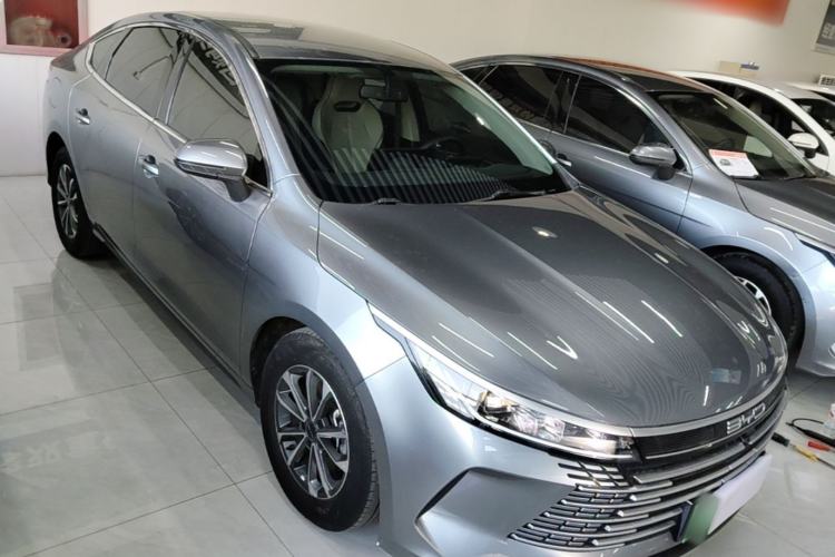 Used BYD Destroyer 05 2023 Champion Edition DM-i 55KM Luxury Model Front Right 45 Deg