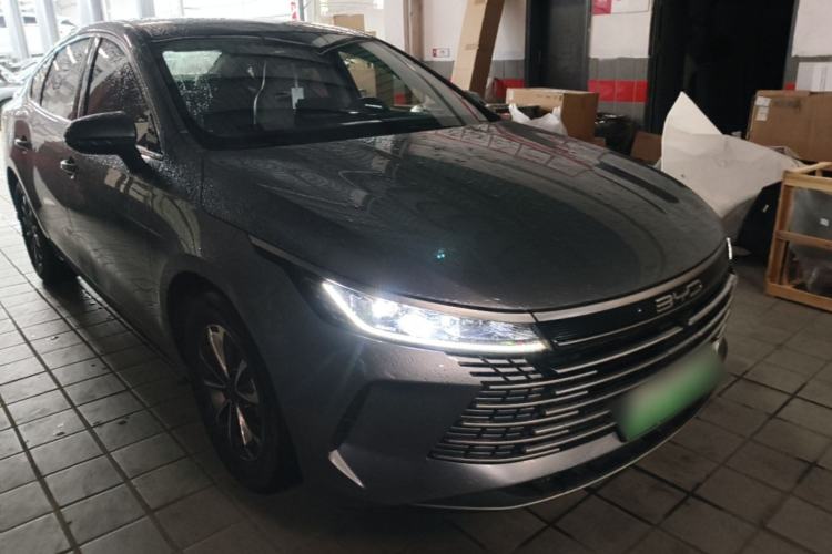 Used BYD Destroyer 05 2023 Champion Edition DM-i 55KM Luxury Model Front Right 45 Deg