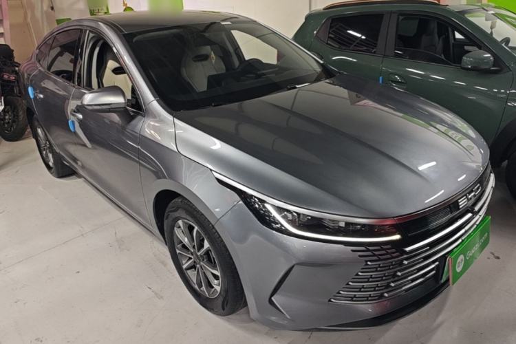 Used BYD Destroyer 05 2023 Champion Edition DM-i 55KM Luxury Model Front Right 45 Deg