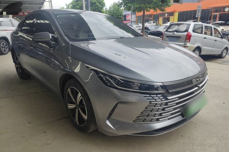 Used BYD Destroyer 05 2023 Champion Edition DM-i 120KM Prestige Model Front Right 45 Deg