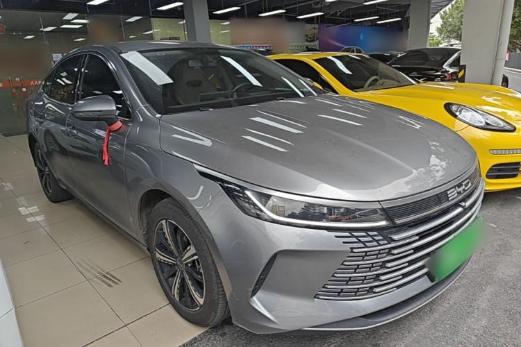 Used BYD Destroyer 05 2023 Champion Edition DM-i 120KM Prestige Model Front Right 45 Deg