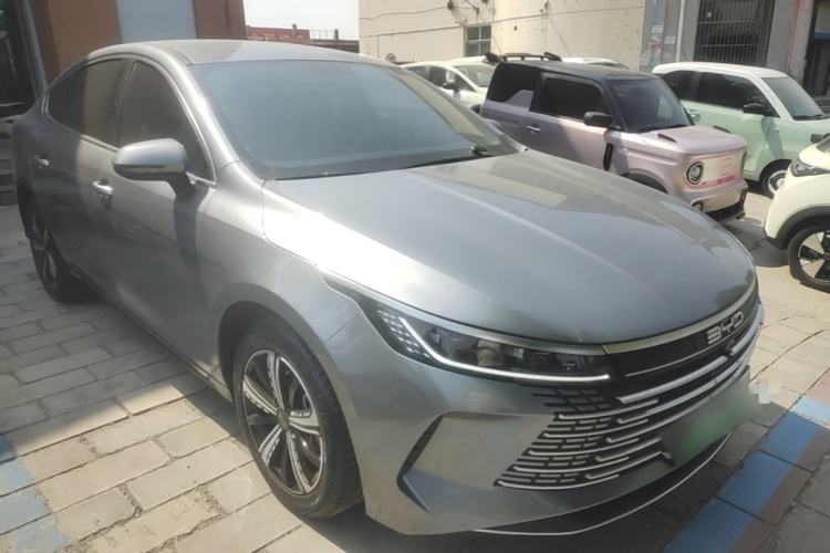 Used BYD Destroyer 05 2023 Champion Edition DM-i 120KM Luxury Model Front Right 45 Deg