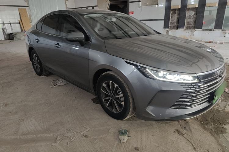 Used BYD Destroyer 05 2023 Champion Edition DM-i 55KM Luxury Model Front Right 45 Deg