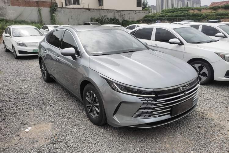 Used BYD Destroyer 05 2023 Champion Edition DM-i 55KM Luxury Model Front Right 45 Deg
