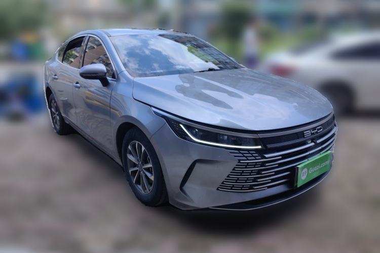 Used BYD Destroyer 05 2023 Champion Edition DM-i 55KM Luxury Model Front Right 45 Deg