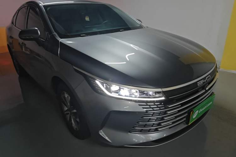 Used BYD Destroyer 05 2023 Champion Edition DM-i 55KM Luxury Model Front Right 45 Deg