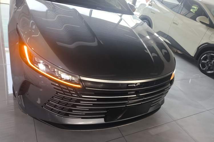 Used BYD Destroyer 05 2023 Champion Edition DM-i 55KM Luxury Model Front