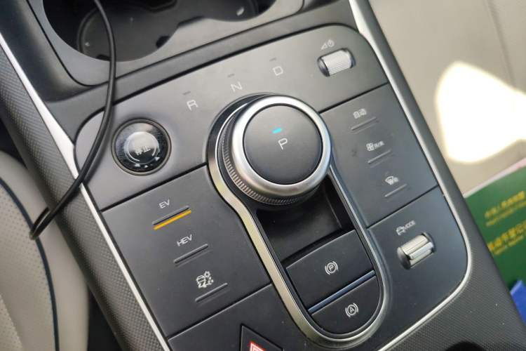 Used BYD Destroyer 05 2023 Champion Edition DM-i 55KM Luxury Model Gear Lever