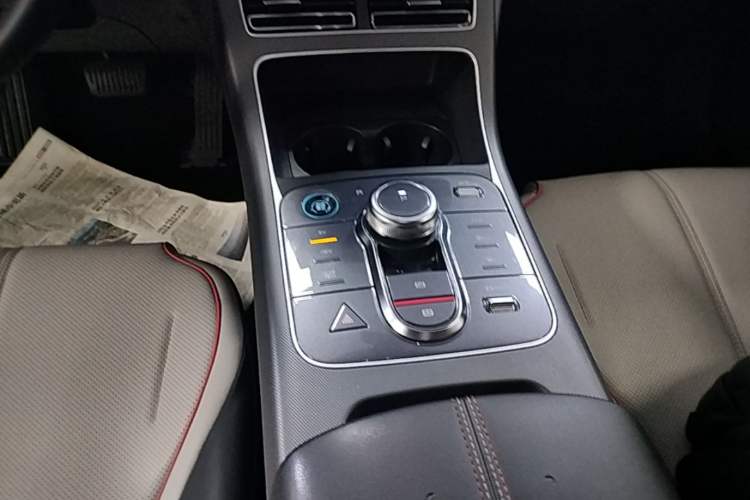 Used BYD Destroyer 05 2023 Champion Edition DM-i 55KM Luxury Model Gear Lever