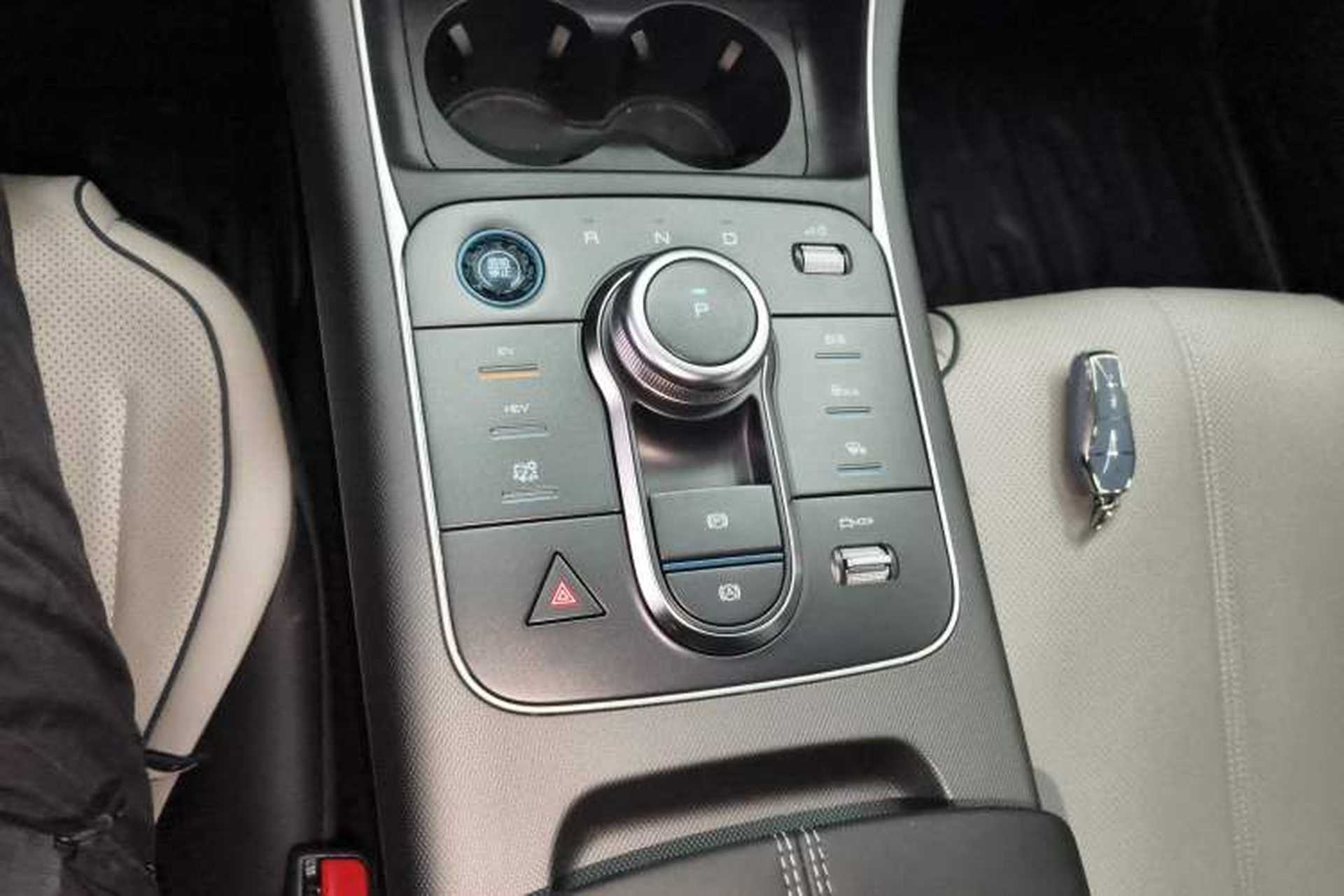 Used BYD Destroyer 05 2023 Champion Edition DM-i 55KM Luxury Model Gear Lever