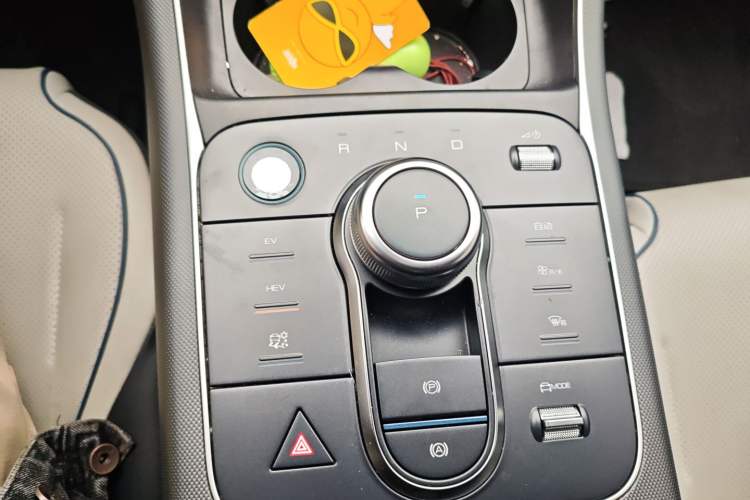 Used BYD Destroyer 05 2023 Champion Edition DM-i 55KM Luxury Model Gear Lever