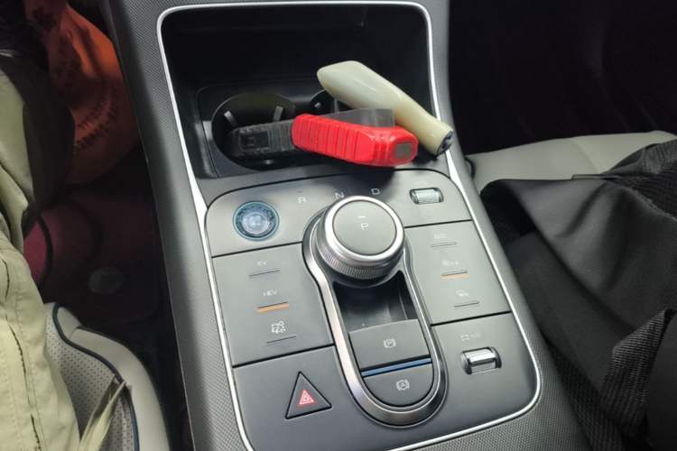 Used BYD Destroyer 05 2023 Champion Edition DM-i 55KM Luxury Model Gear Lever