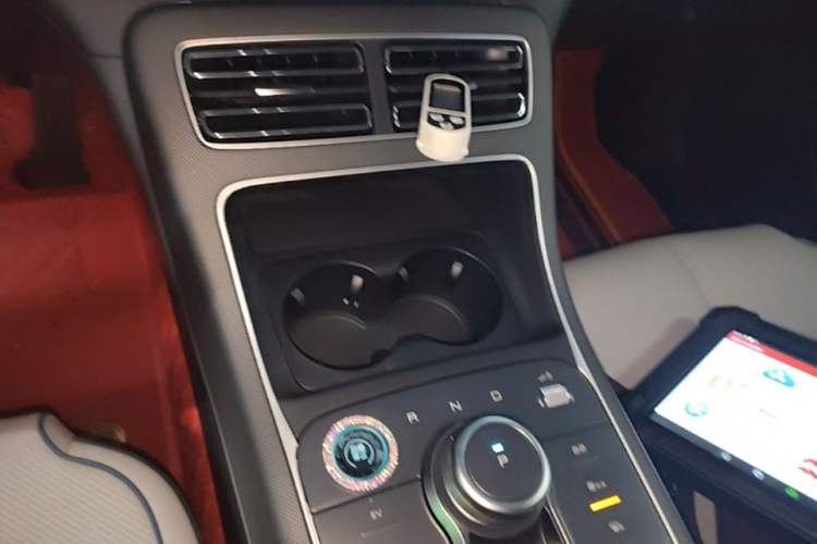 Used BYD Destroyer 05 2023 Champion Edition DM-i 120KM Luxury Model Gear Lever