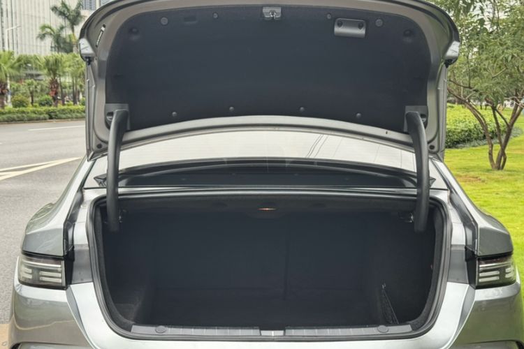 Used BYD Destroyer 05 2023 Champion Edition DM-i 120KM Prestige Model Interior 10