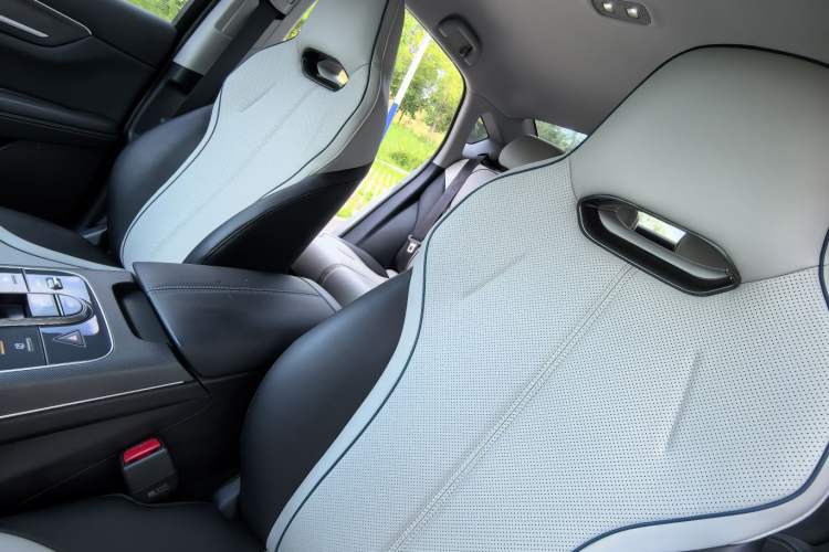 Used BYD Destroyer 05 2023 Champion Edition DM-i 55KM Luxury Model Interior 14