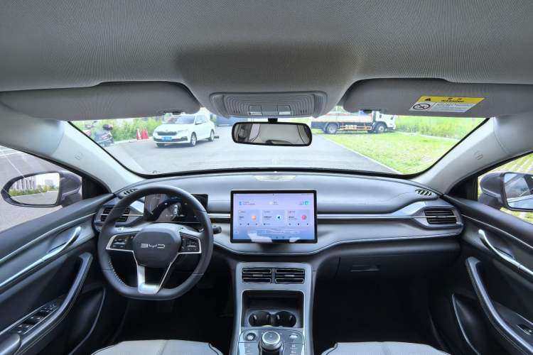 Used BYD Destroyer 05 2023 Champion Edition DM-i 55KM Luxury Model Interior 2