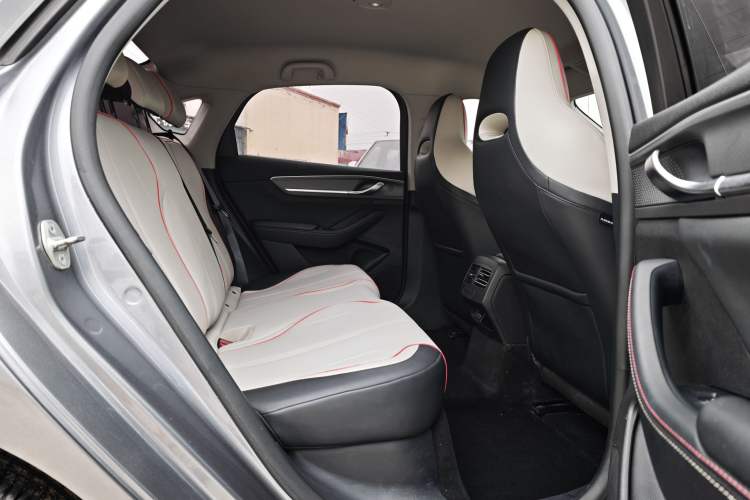 Used BYD Destroyer 05 2023 Champion Edition DM-i 55KM Luxury Model Interior 4