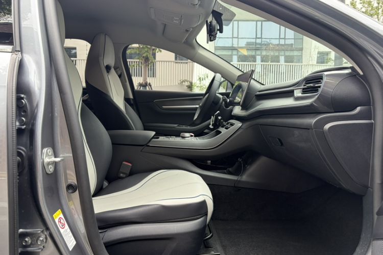 Used BYD Destroyer 05 2023 Champion Edition DM-i 55KM Luxury Model Interior 8