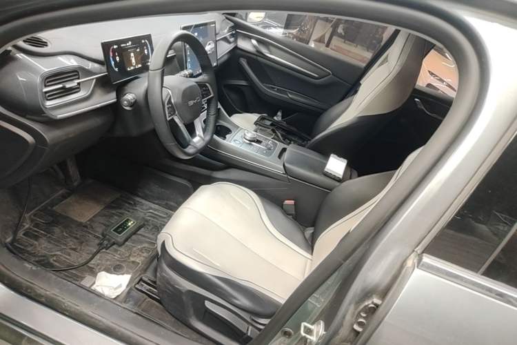 Used BYD Destroyer 05 2023 Champion Edition DM-i 55KM Luxury Model Left Front Seat