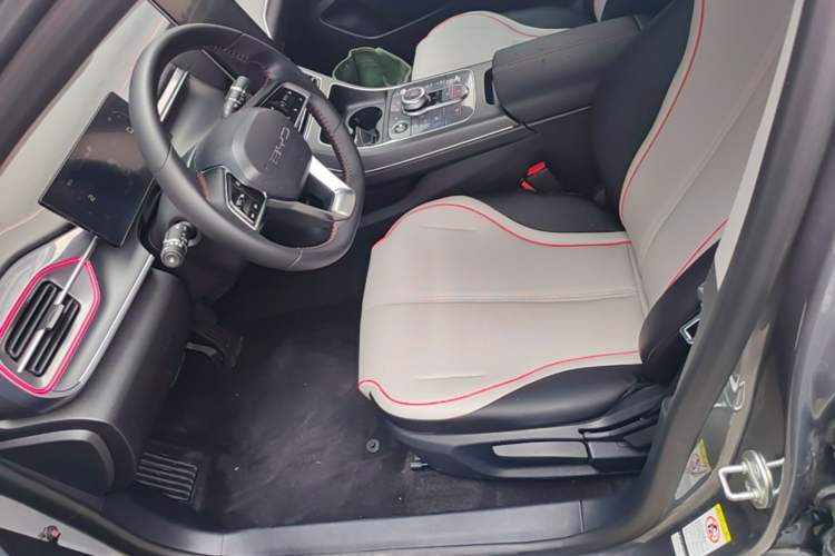 Used BYD Destroyer 05 2023 Champion Edition DM-i 55KM Luxury Model Left Front Seat