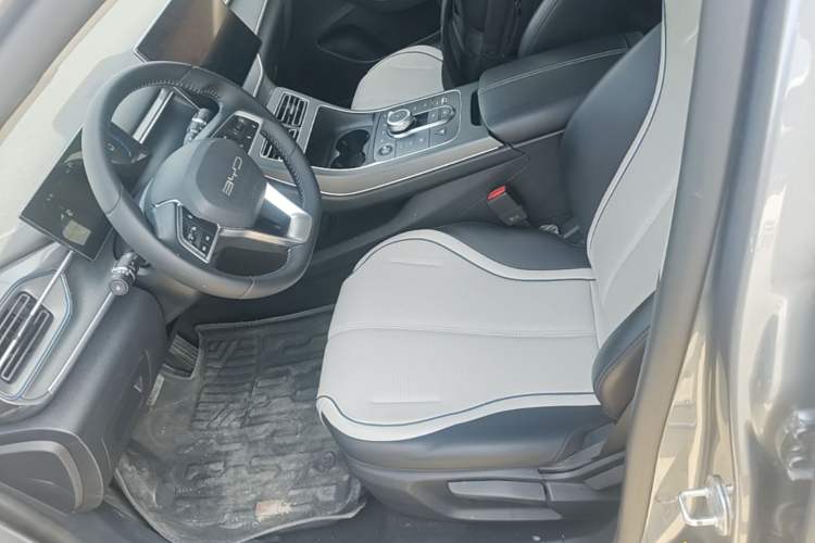 Used BYD Destroyer 05 2023 Champion Edition DM-i 55KM Luxury Model Left Front Seat
