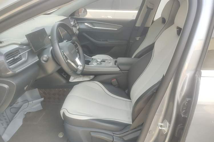 Used BYD Destroyer 05 2023 Champion Edition DM-i 120KM Luxury Model Left Front Seat