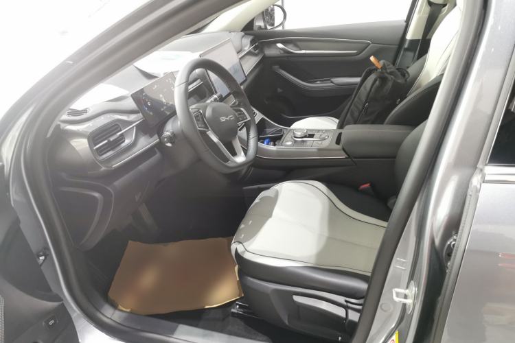 Used BYD Destroyer 05 2023 Champion Edition DM-i 55KM Luxury Model Left Front Seat
