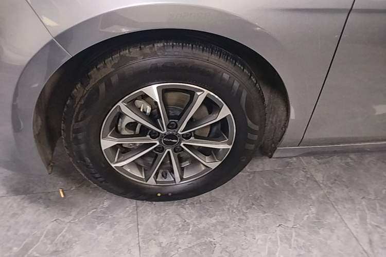 Used BYD Destroyer 05 2023 Champion Edition DM-i 55KM Luxury Model Left Front Wheel Hub