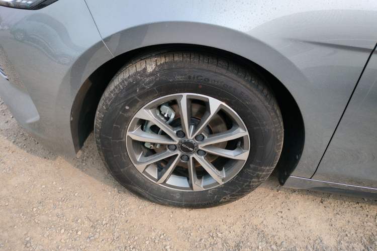 Used BYD Destroyer 05 2023 Champion Edition DM-i 55KM Luxury Model Left Front Wheel Hub
