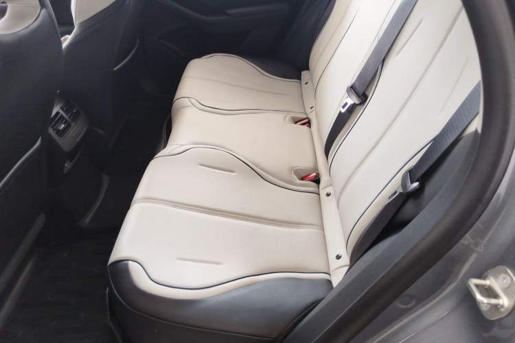 Used BYD Destroyer 05 2023 Champion Edition DM-i 120KM Luxury Model Left Rear Seat