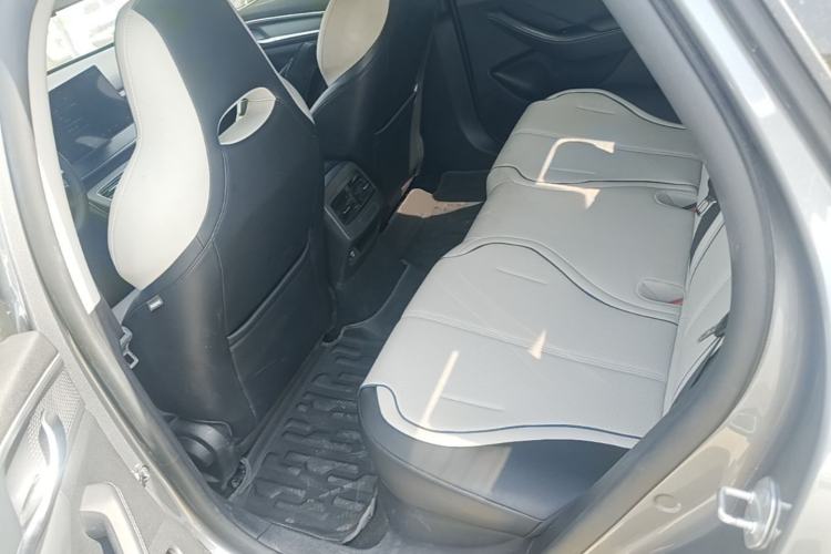 Used BYD Destroyer 05 2023 Champion Edition DM-i 55KM Luxury Model Left Rear Seat