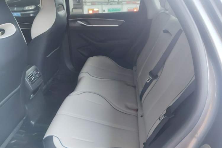 Used BYD Destroyer 05 2023 Champion Edition DM-i 120KM Prestige Model Left Rear Seat