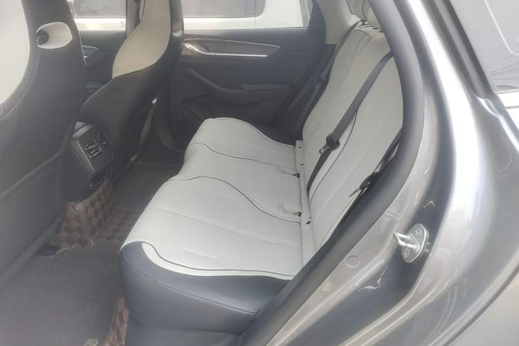 Used BYD Destroyer 05 2023 Champion Edition DM-i 120KM Luxury Model Left Rear Seat