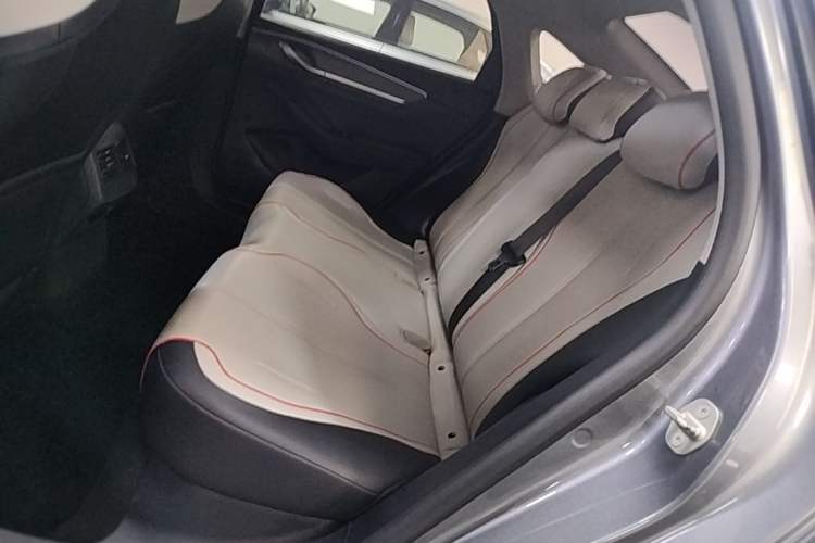 Used BYD Destroyer 05 2023 Champion Edition DM-i 55KM Luxury Model Left Rear Seat