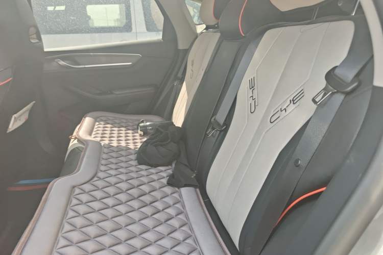 Used BYD Destroyer 05 2023 Champion Edition DM-i 120KM Prestige Model Left Rear Seat