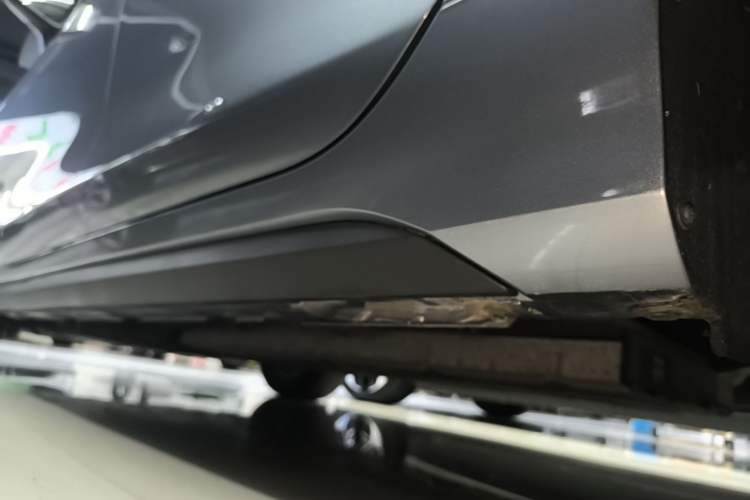 Used BYD Destroyer 05 2023 Champion Edition DM-i 55KM Luxury Model Left Side Sill