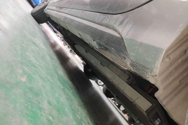 Used BYD Destroyer 05 2023 Champion Edition DM-i 55KM Luxury Model Left Side Sill