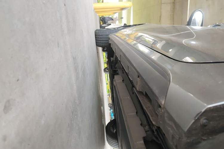 Used BYD Destroyer 05 2023 Champion Edition DM-i 120KM Prestige Model Left Side Sill