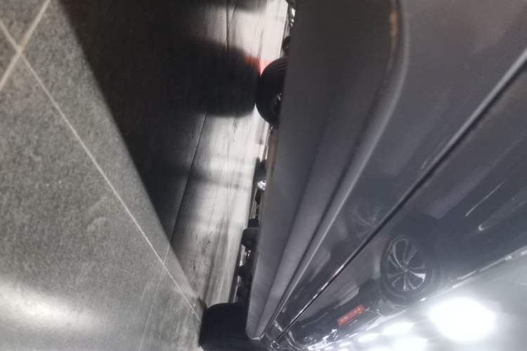 Used BYD Destroyer 05 2023 Champion Edition DM-i 55KM Prestige Model Left Side Sill