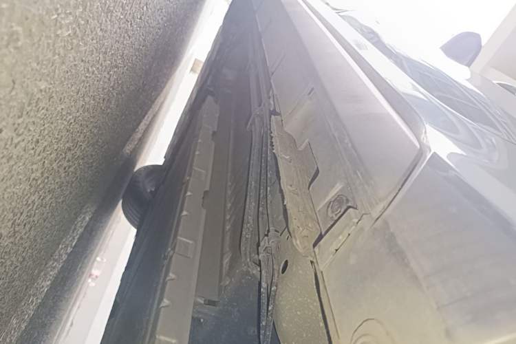 Used BYD Destroyer 05 2023 Champion Edition DM-i 55KM Luxury Model Left Side Sill
