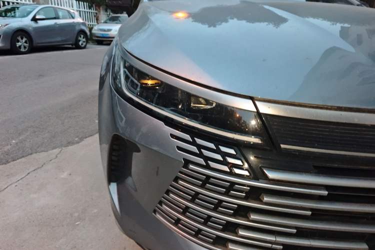 Used BYD Destroyer 05 2023 Champion Edition DM-i 120KM Prestige Model Right Front Headlight