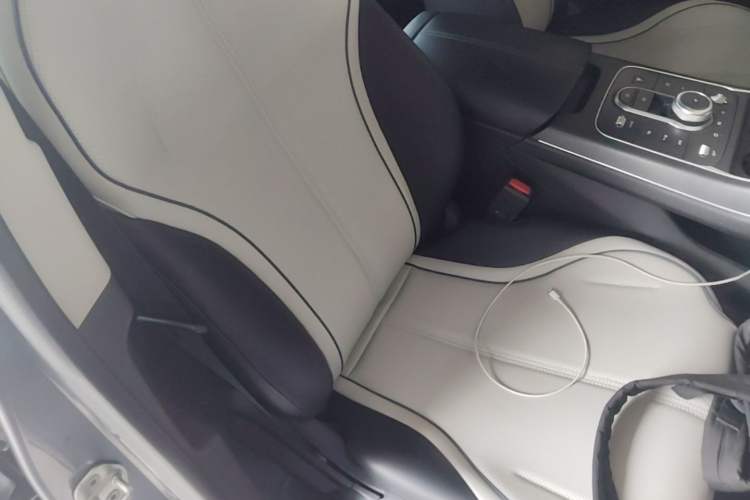 Used BYD Destroyer 05 2023 Champion Edition DM-i 120KM Prestige Model Right Front Seat