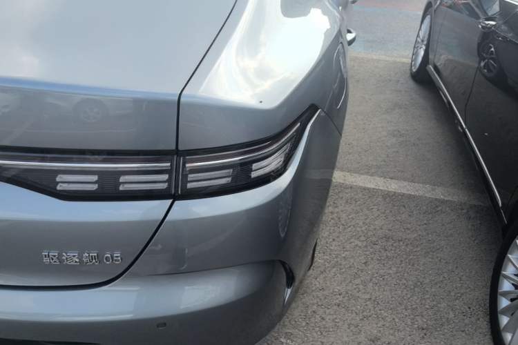 Used BYD Destroyer 05 2023 Champion Edition DM-i 55KM Luxury Model Right Rear Taillight