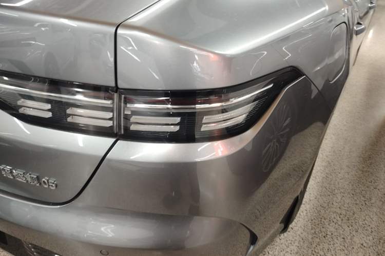 Used BYD Destroyer 05 2023 Champion Edition DM-i 55KM Luxury Model Right Rear Taillight