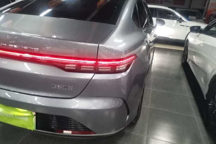 Used BYD Destroyer 05 2023 Champion Edition DM-i 55KM Prestige Model Right Rear Taillight