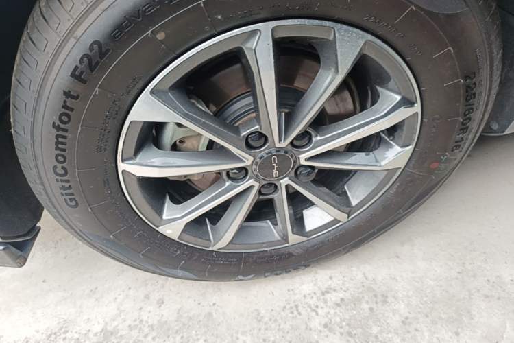 Used BYD Destroyer 05 2023 Champion Edition DM-i 55KM Prestige Model Right Rear Wheel Hub