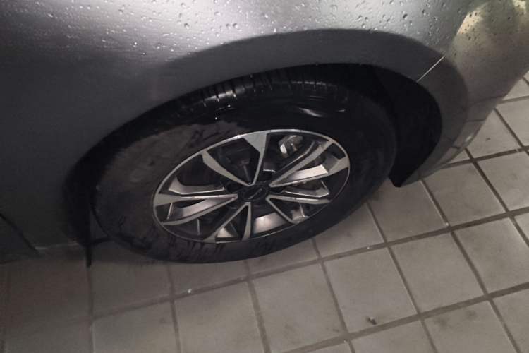 Used BYD Destroyer 05 2023 Champion Edition DM-i 55KM Luxury Model Right Rear Wheel Hub