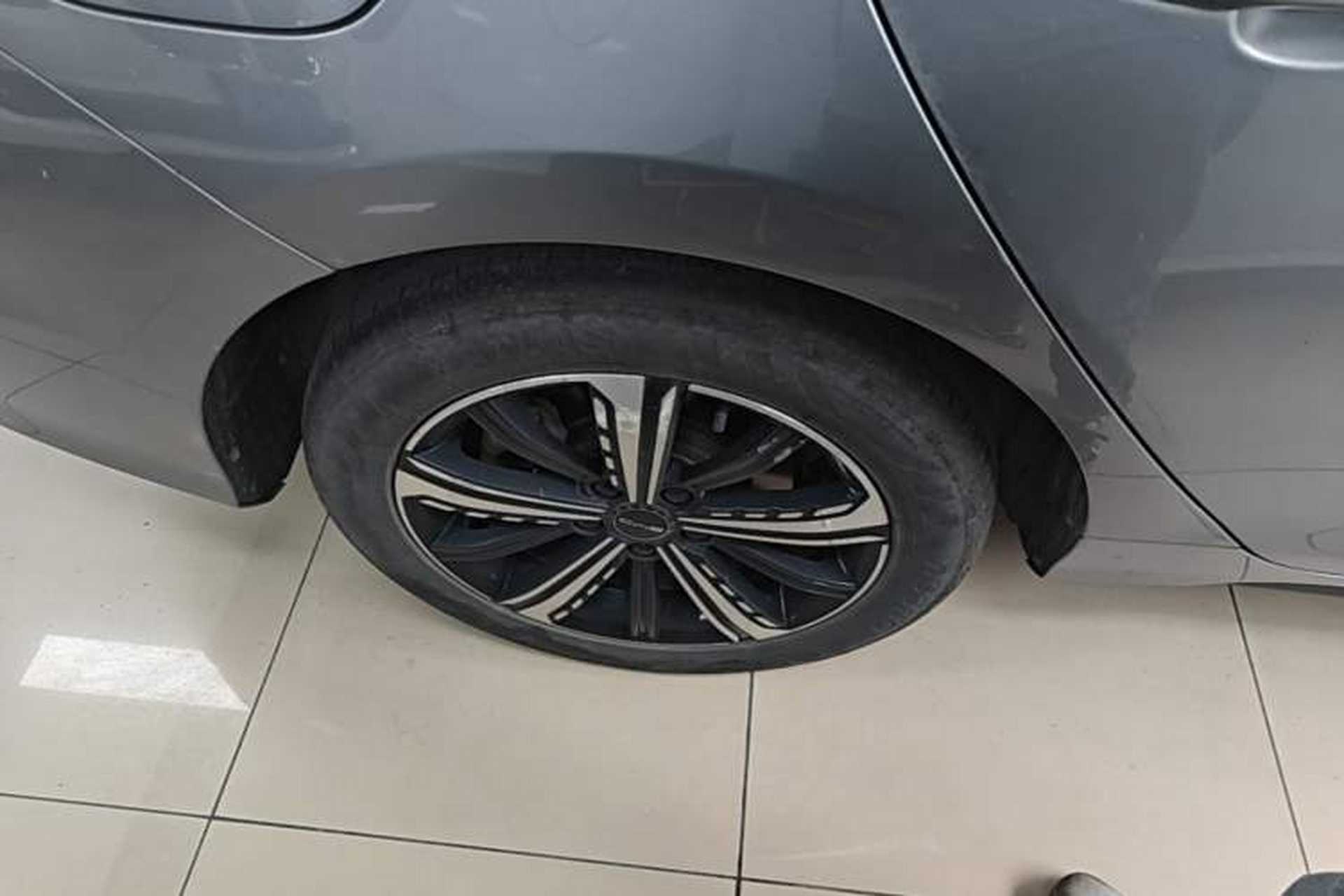 Used BYD Destroyer 05 2023 Champion Edition DM-i 120KM Prestige Model Right Rear Wheel Hub